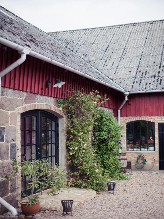 Lyckas Gards Gaestboende Höganäs エクステリア 写真
